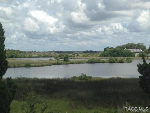1479 S Surf Loop, Crystal River, FL 34429 photo 1