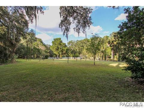 18 Riverside Dr, Inglis, FL 34449 photo 2