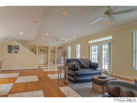 18 Riverside Dr, Inglis, FL 34449 photo 9