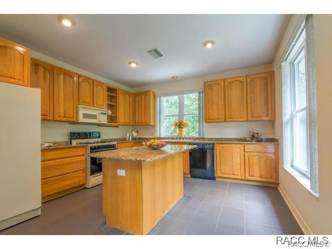 18 Riverside Dr, Inglis, FL 34449 photo 10