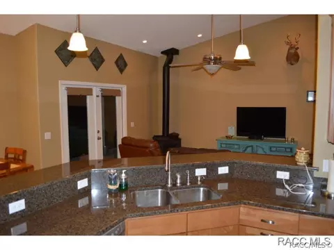 8948 Executive Loop, Inverness, FL 34450 photo 10