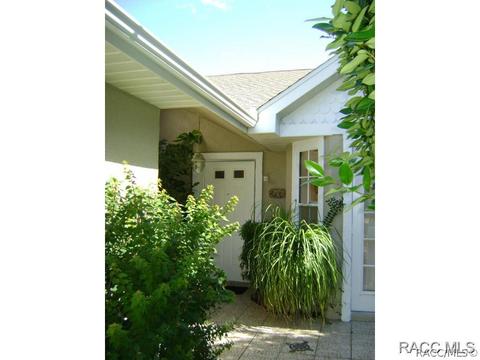1691 N Foxboro Loop, Crystal River, FL 34429 photo 2