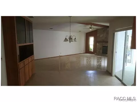 118 E Hartford St, Hernando, FL 34442 photo 5