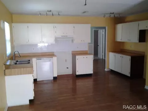 4238 Lee Rd, Spring Hill, FL 34608 photo 2