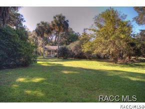 376 S Inglis Ave, Inglis, FL 34449 photo 14