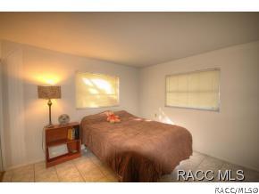 376 S Inglis Ave, Inglis, FL 34449 photo 9