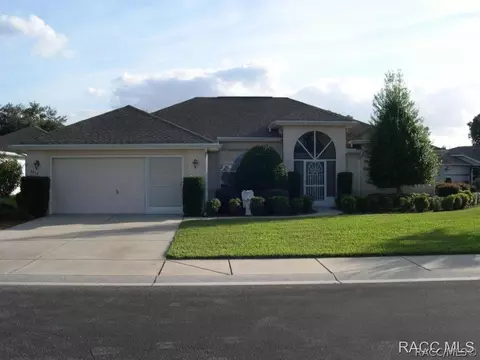 3914 E Lake Hernando Ln, Hernando, FL 34442 photo 1