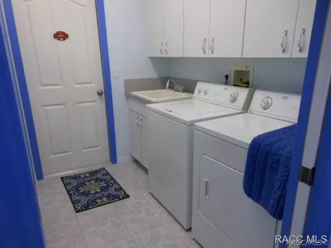 609 E Liberty St, Hernando, FL 34442 photo 7