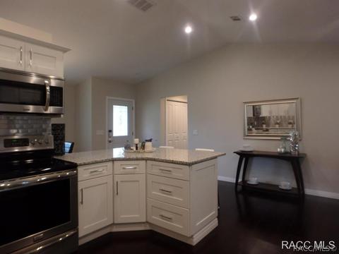 724 E Falconry Ct, Hernando, FL 34442 photo 25