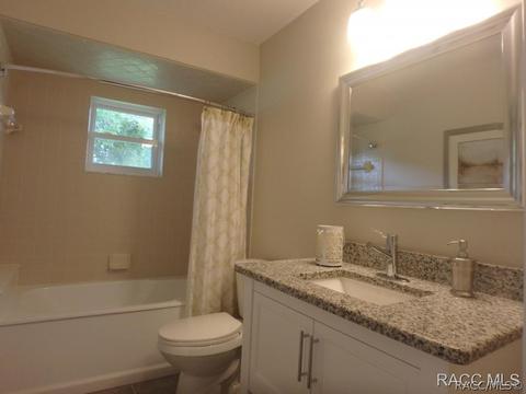 724 E Falconry Ct, Hernando, FL 34442 photo 18