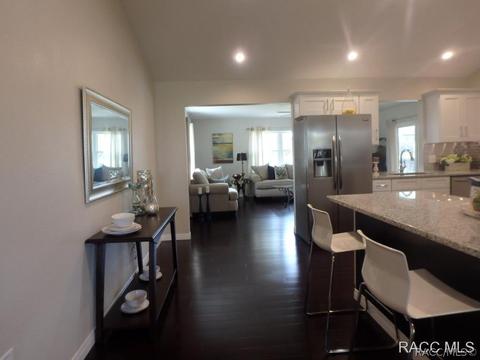 724 E Falconry Ct, Hernando, FL 34442 photo 7