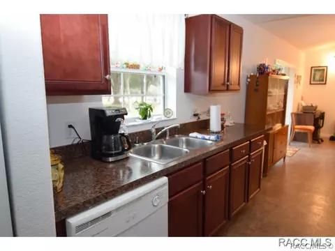 1413 E Lasalle St, Hernando, FL 34442 photo 4