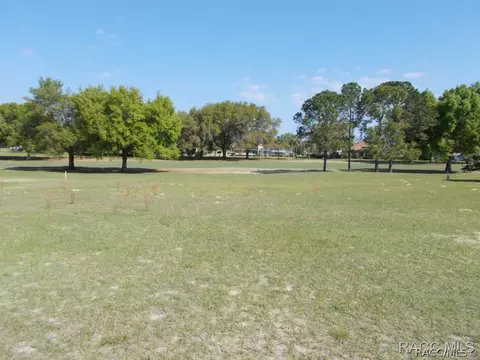 573 E Dakota Ct, Hernando, FL 34442 photo 1