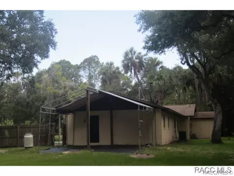 125 SE Hammock Rd, Inglis, FL 34449 photo 5