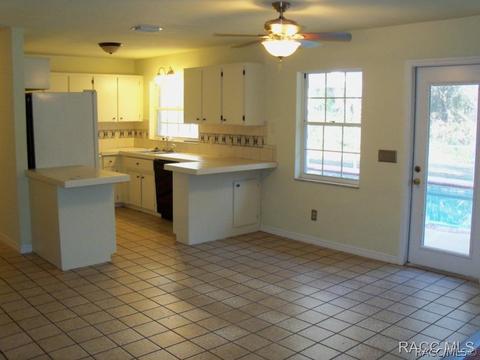 480 E Knightsbridge Pl, Lecanto, FL 34461 photo 7