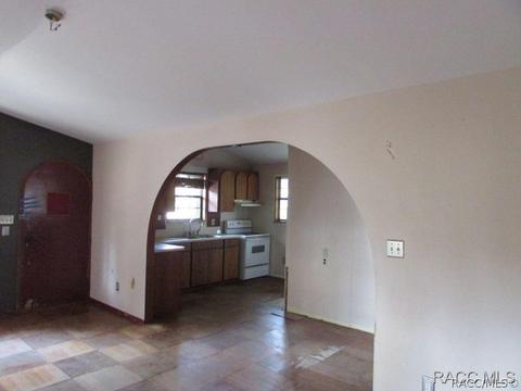 32478 Smallman St, Webster, FL 33597 photo 4