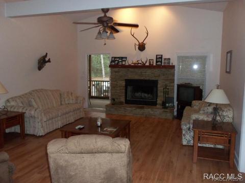 1865 E Blackforest Rd, Dunnellon, FL 34434 photo 2