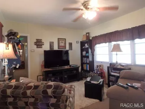 10380 E Pike Dr, Inverness, FL 34450 photo 5