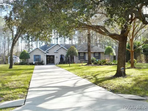 1190 W Stafford St, Hernando, FL 34442 photo 1