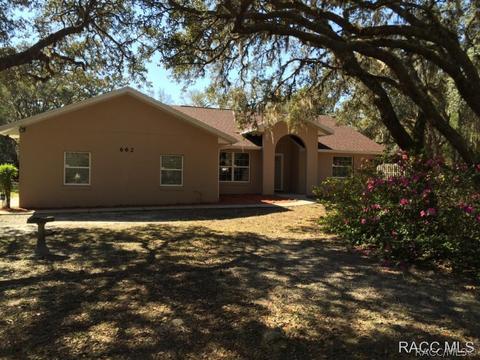 662 E Buckingham Dr, Lecanto, FL 34461 photo 1