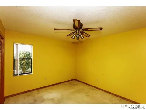 1094 Hook Dr, Spring Hill, FL 34608 photo 17