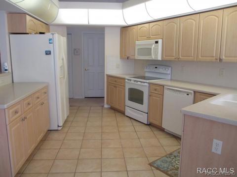 3212 N Eisenhower Ave, Hernando, FL 34442 photo 8