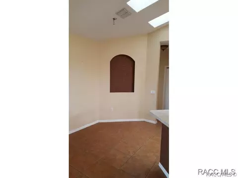 317 E Samuel Ct, Hernando, FL 34442 photo 6