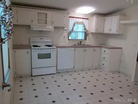 820 E Lasalle, Hernando, FL 34442 photo 3