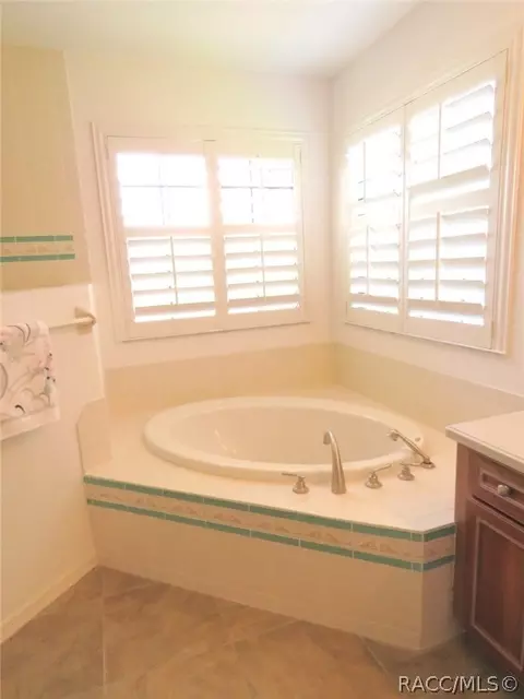 1437 W Double Eagle Ct, Hernando, FL 34442 photo 17