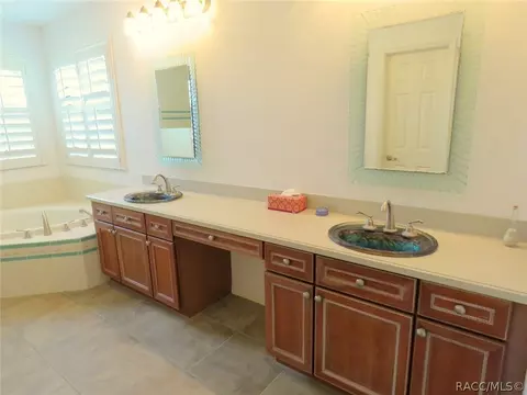 1437 W Double Eagle Ct, Hernando, FL 34442 photo 18