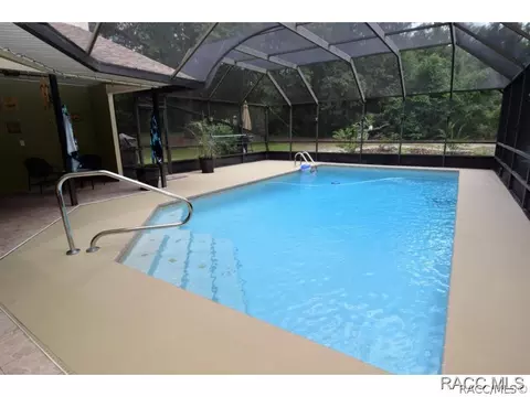 886 E Whitecloud Ln, Hernando, FL 34442 photo 3