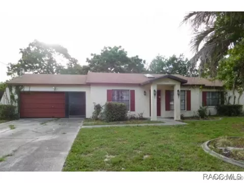 5668 Pillar Ave, Spring Hill, FL 34608 photo 1