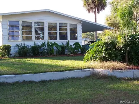 2476 N Park Pt, Hernando, FL 34442 photo 1