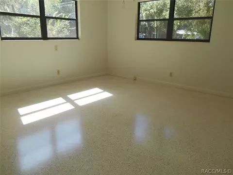 817 40 Hwy E, Inglis, FL 34449 photo 14