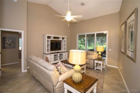 10345 W Springtree Ln, Crystal River, FL 34428 photo 5