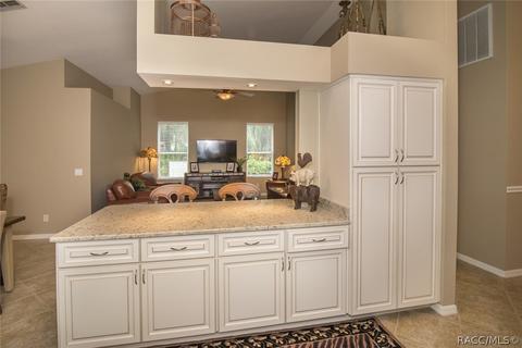 10345 W Springtree Ln, Crystal River, FL 34428 photo 10