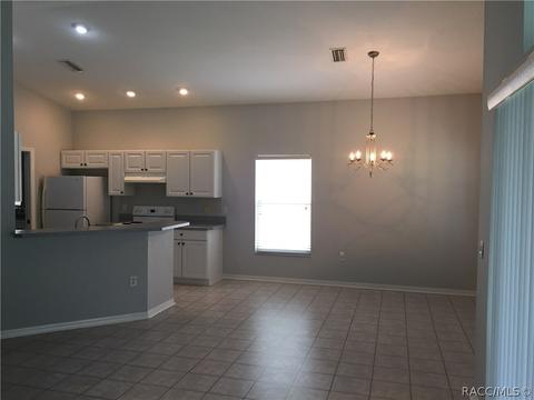 830 W Silver Meadow Loop, Hernando, FL 34442 photo 4