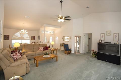 348 E Dakota Ct, Hernando, FL 34442 photo 10