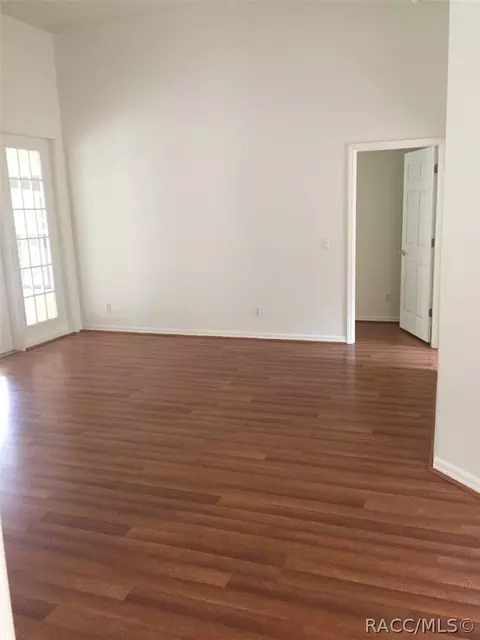 1405 E Wedgewood Ln, Hernando, FL 34442 photo 3