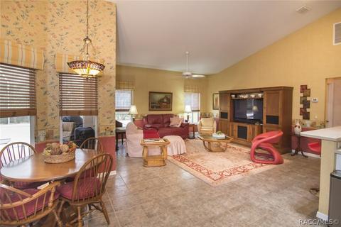 827 W Keller St, Hernando, FL 34442 photo 3