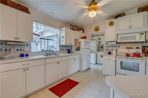 1695 E Knollwood Ln, Hernando, FL 34442 photo 10