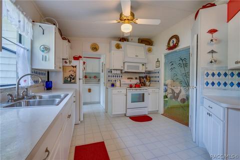 1695 E Knollwood Ln, Hernando, FL 34442 photo 9