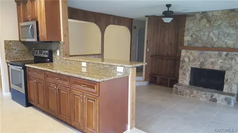 2825 S Circle Dr, Inverness, FL 34450 photo 8
