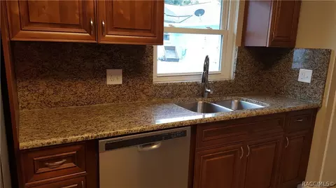2825 S Circle Dr, Inverness, FL 34450 photo 6