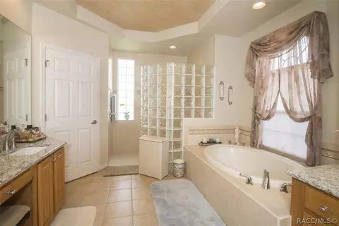 1963 N Ramblewood Pt, Hernando, FL 34442 photo 13