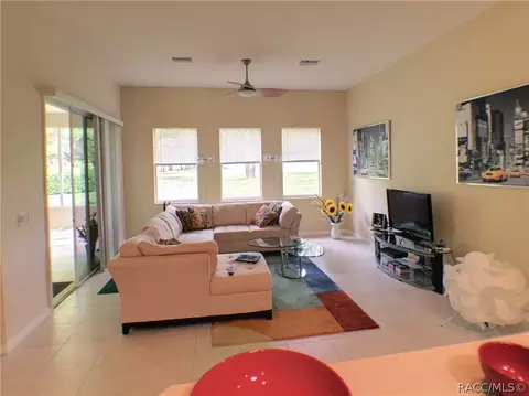103 E Joplin Ct, Hernando, FL 34442 photo 4