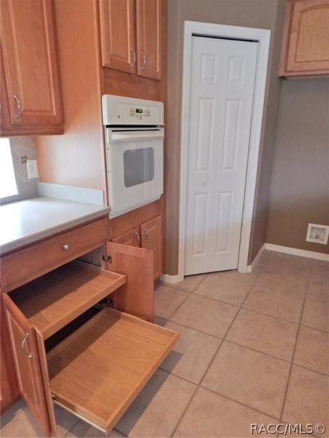 1022 W Sun Valley Ct, Hernando, FL 34442 photo 9