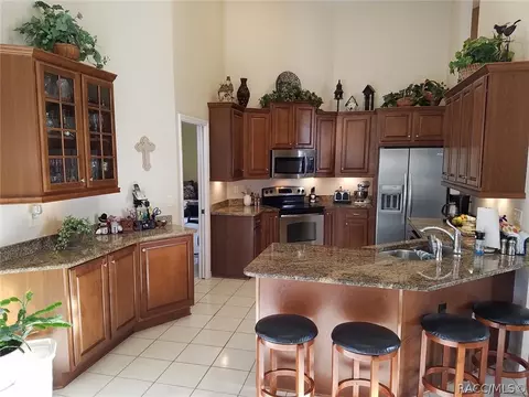 1096 S Softwind Loop, Lecanto, FL 34461 photo 2