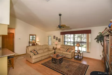 894 W Olympia St, Hernando, FL 34442 photo 2