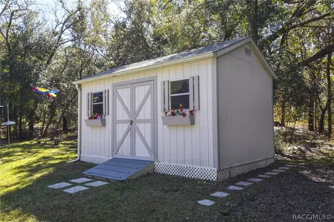 894 W Olympia St, Hernando, FL 34442 photo 10